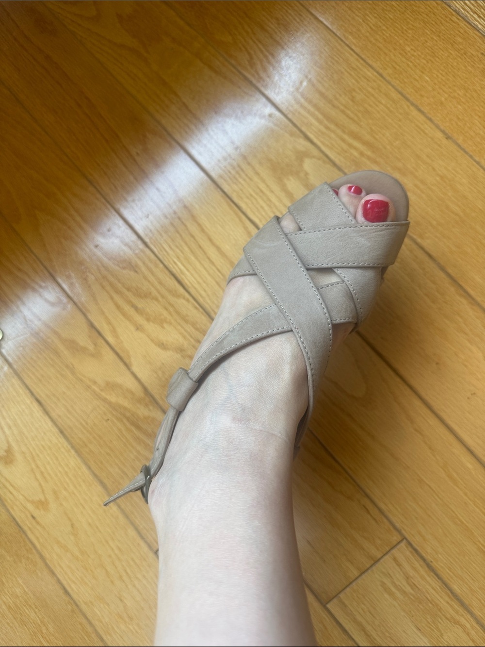 Women's Strappy  Sandal in Taupe
